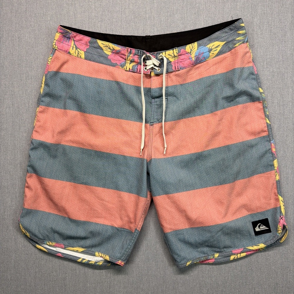 Quiksilver Striped Board Shorts Mens Size 34 Waist Casual‎ Style Surf Beach Swim